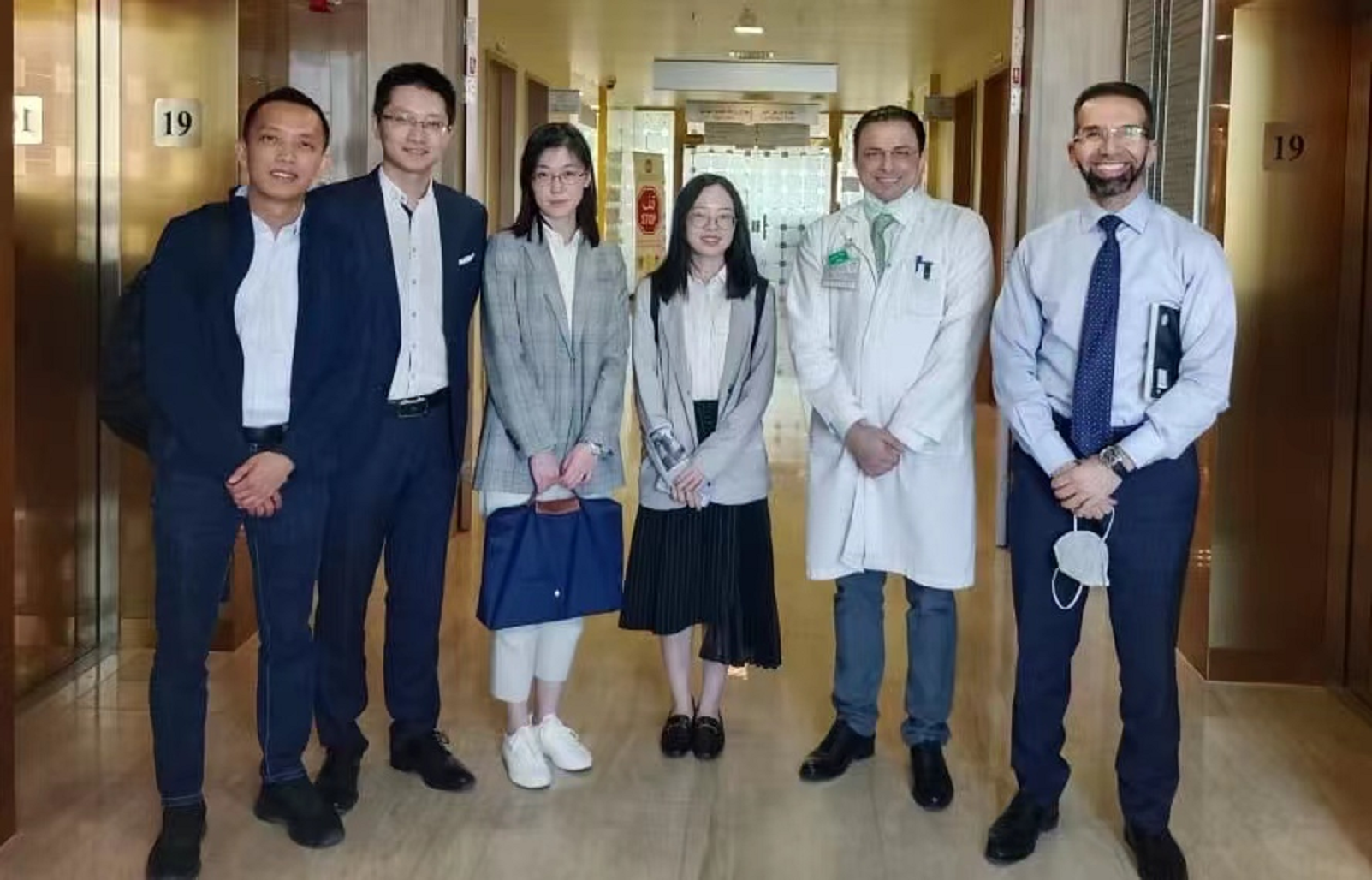 QY球友会(中国)基因团队及华大海外团队到访沙特费萨尔国王医院基因组医学中心和血液科病区.png